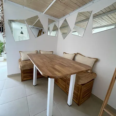 Apartament For 4 Close To The *